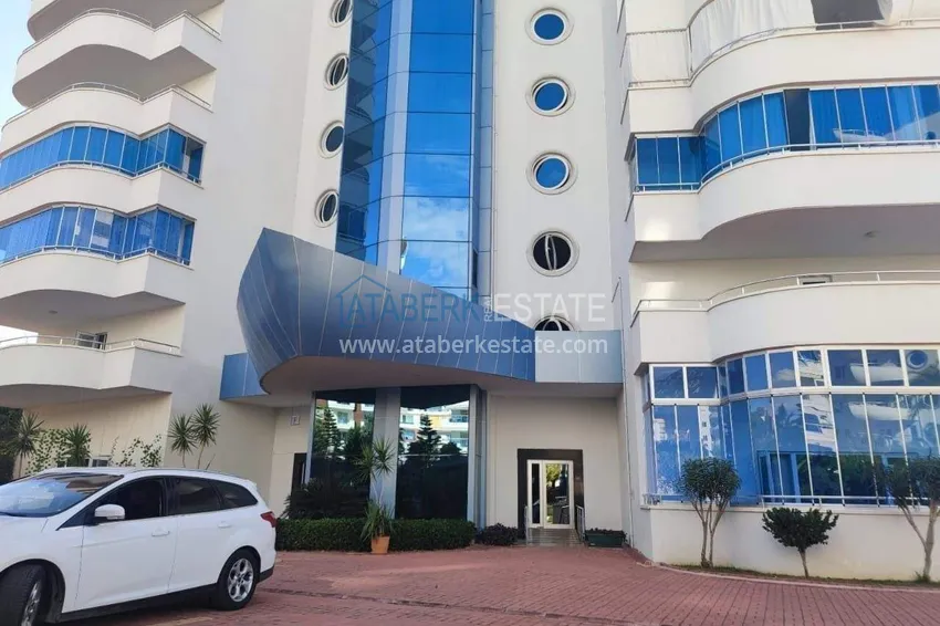 2+1 penthouse in Alanya, Mahmutlar district — furniture, 110 m² terrace, sea and mountain views 13 