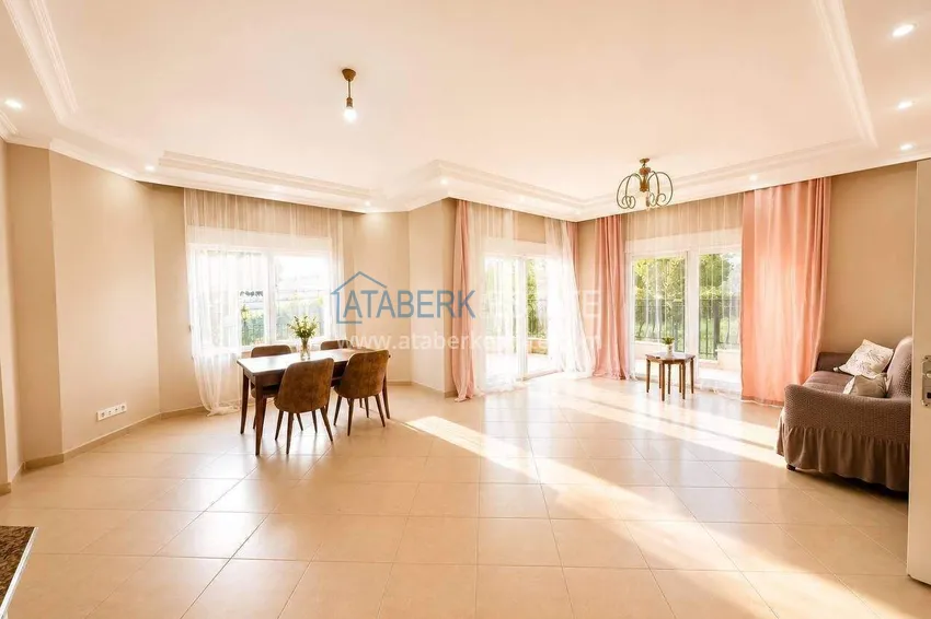 Purchase  2+1 apartment in Mahmutlar - 130 m² furnished and mountain views 3 