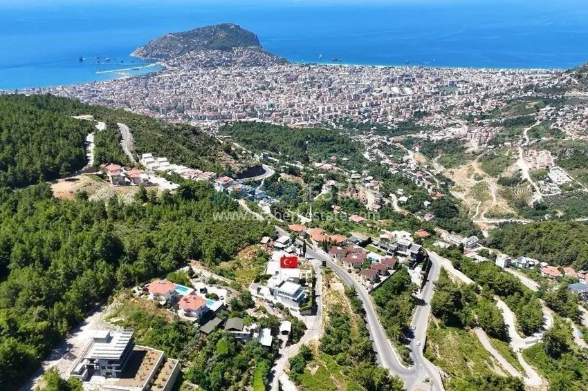 Villa in Alanya, Bektash district - with panoramic views, property under a residence permit 4 