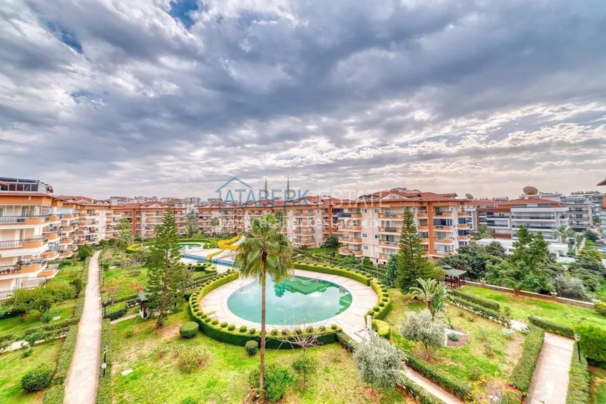 2+1 apartment in Alanya - club-format complex, Oba district 7 