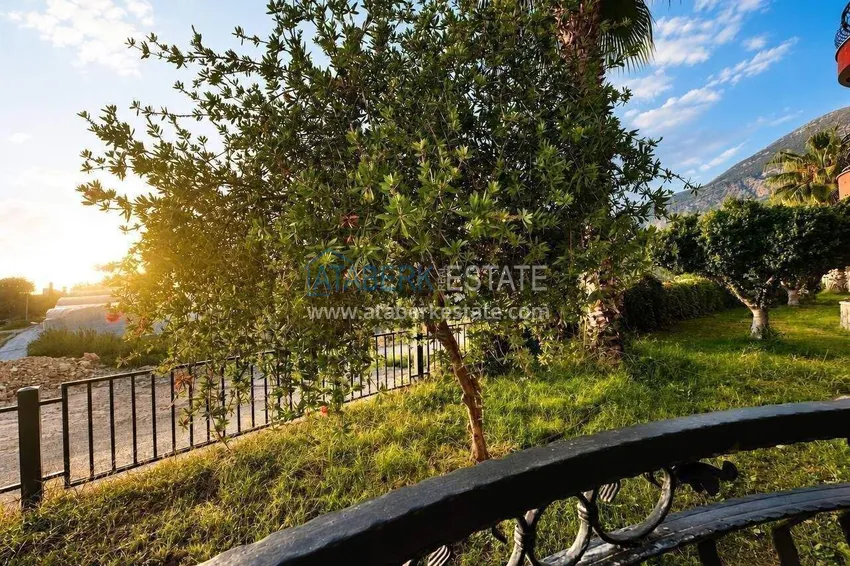 Purchase  2+1 apartment in Mahmutlar - 130 m² furnished and mountain views 8 