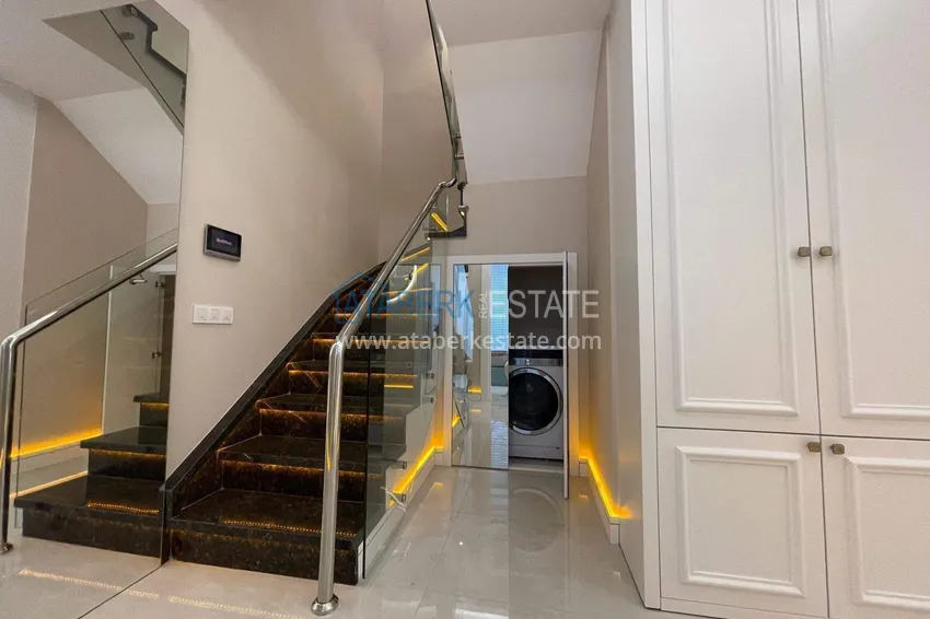 Purchase  2+1 penthouse in Alanya, Mahmutlar district center - furniture, sea view 1 
