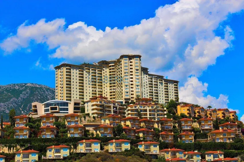 1+1 apartment in Alanya — furniture, famous resort-style, Mahmutlar district 1 