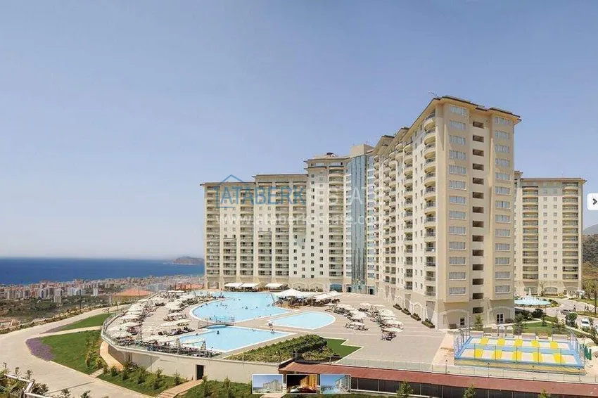 1+1 apartment in Alanya — furniture, famous resort-style, Mahmutlar district 6 