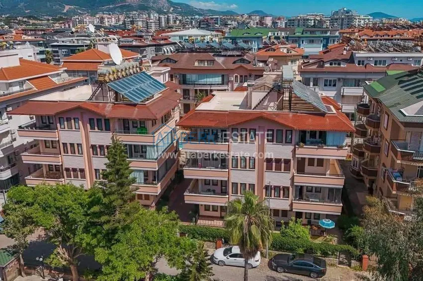 2+1 apartment in Alanya, Oba district - furnished, 200 meters from the sea 1 