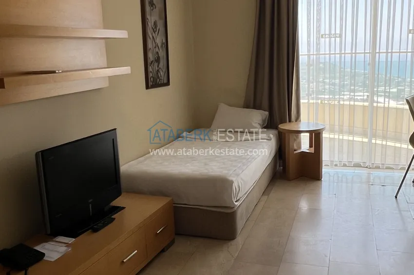Purchase  1+1 apartment in Alanya — furniture, famous resort-style, Mahmutlar district 4 