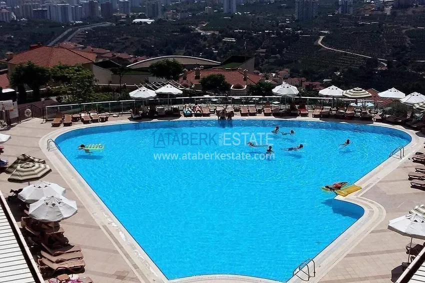 1+1 apartment in Alanya — furniture, famous resort-style, Mahmutlar district 13 
