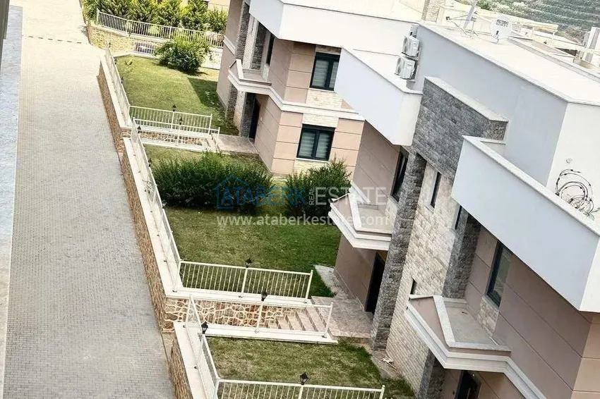 Purchase  Villa 3+1 in Alanya, Kargicak district - for a residence permit, from the owner, furnished in a cottage complex  1 