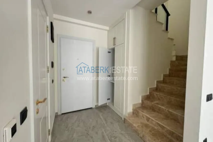 Purchase 2+1 duplex in the center of Alanya, Cleopatra beach area — complex with a rental license 1