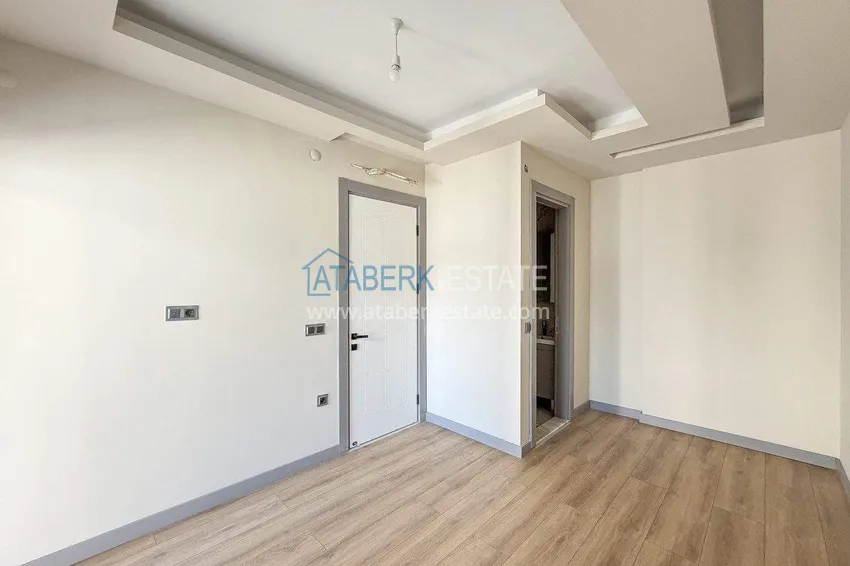 Purchase 4+1 panoramic penthouse duplex in the center of Alanya — the first coastal one, suitable for citizenship 19 