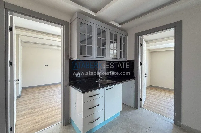 Purchase 4+1 panoramic penthouse duplex in the center of Alanya — the first coastal one, suitable for citizenship 22 
