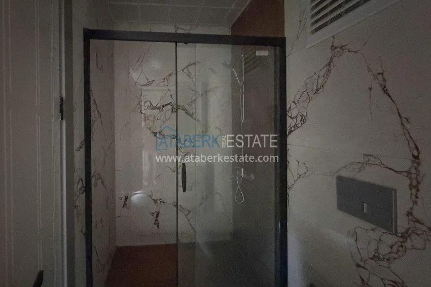 Purchase 4+1 panoramic penthouse duplex in the center of Alanya — the first coastal one, suitable for citizenship 25 