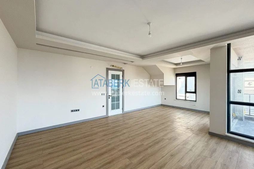 Purchase 4+1 panoramic penthouse duplex in the center of Alanya — the first coastal one, suitable for citizenship 9 