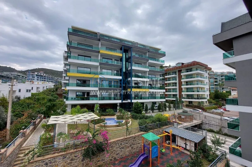 4+1 penthouse duplex in Alanya for citizenship and residence permit - the first coastal one, Kargicak district 10 