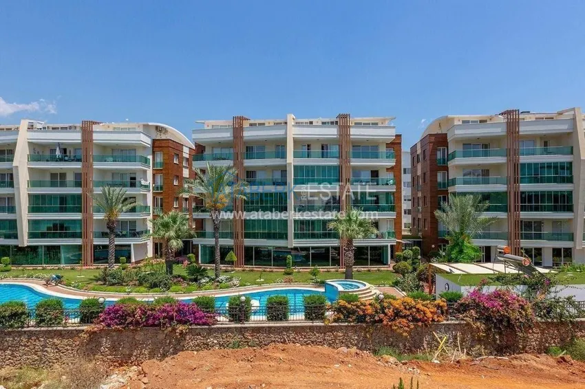 Penthouse duplex 3+1 in Alanya, Oba district - stylish interior, residence permit, offer from the owner 1