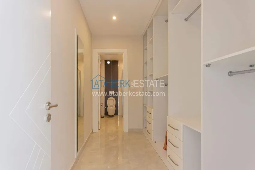 Purchase 4+1 penthouse duplex in Alanya for citizenship and residence permit - the first coastal one, Kargicak district 21 