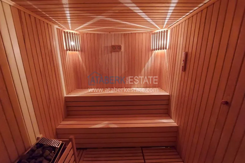 4+1 penthouse duplex in Alanya for citizenship and residence permit - the first coastal one, Kargicak district 17 