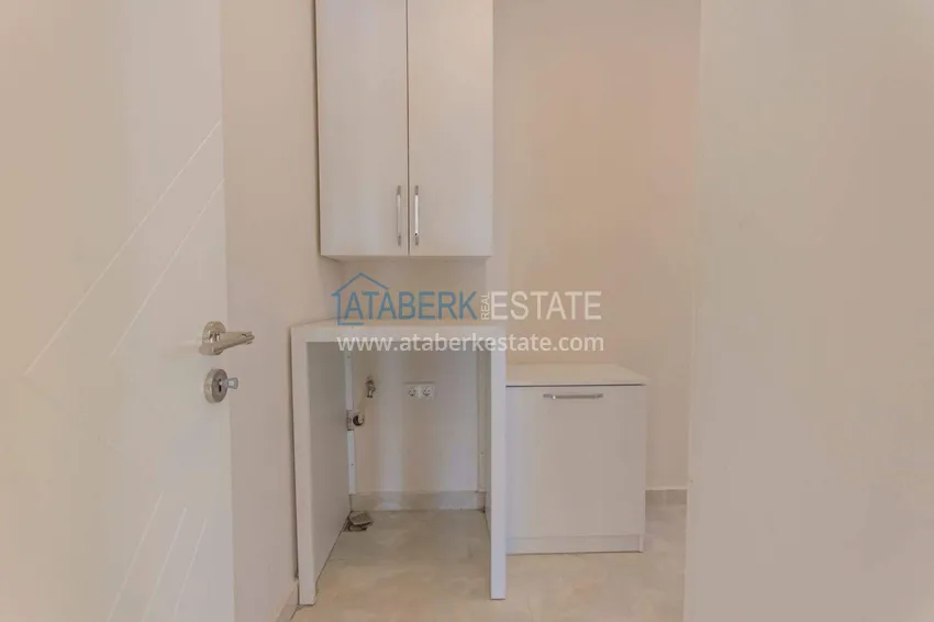 Purchase 4+1 penthouse duplex in Alanya for citizenship and residence permit - the first coastal one, Kargicak district 24 