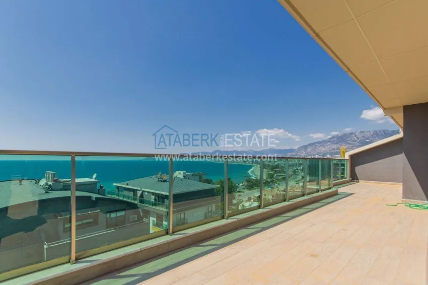 Purchase 4+1 penthouse duplex in Alanya for citizenship and residence permit - the first coastal one, Kargicak district 40 