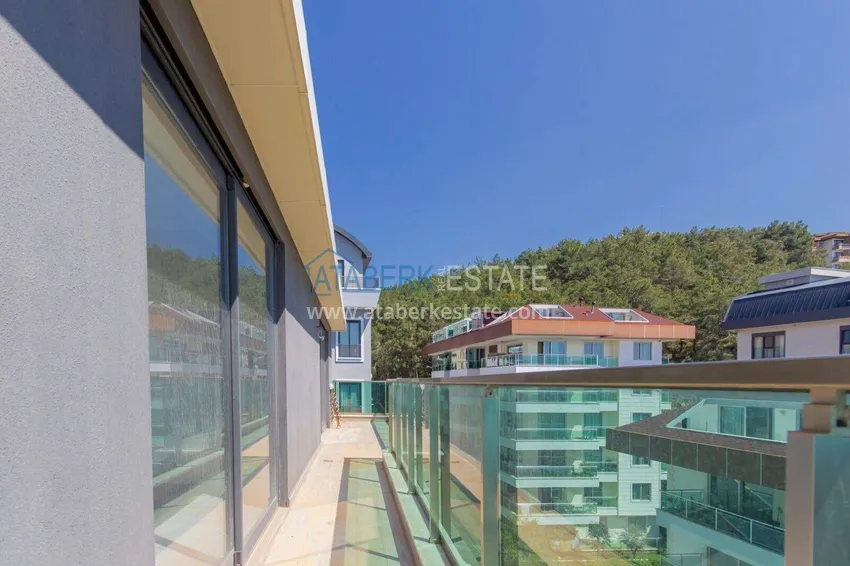 Purchase 4+1 penthouse duplex in Alanya for citizenship and residence permit - the first coastal one, Kargicak district 41 