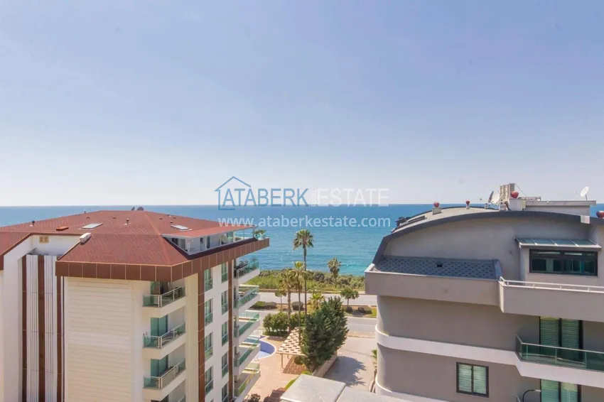 Purchase 4+1 penthouse duplex in Alanya for citizenship and residence permit - the first coastal one, Kargicak district 42 