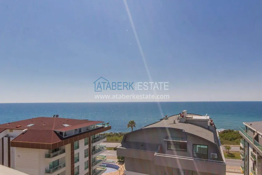 Purchase 4+1 penthouse duplex in Alanya for citizenship and residence permit - the first coastal one, Kargicak district 44 