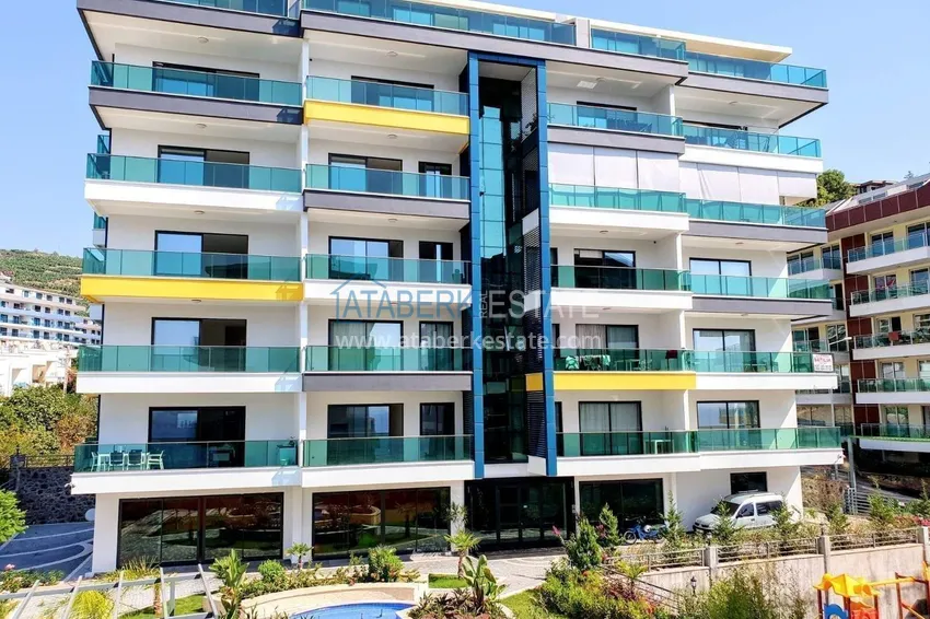 4+1 penthouse duplex in Alanya for citizenship and residence permit - the first coastal one, Kargicak district 5 