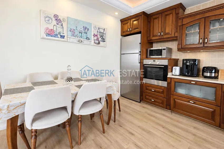Purchase 2+1 apartment in Alanya for a residence permit — from the owner, furnished and with sea views, Mahmutlar district, first coastal 9