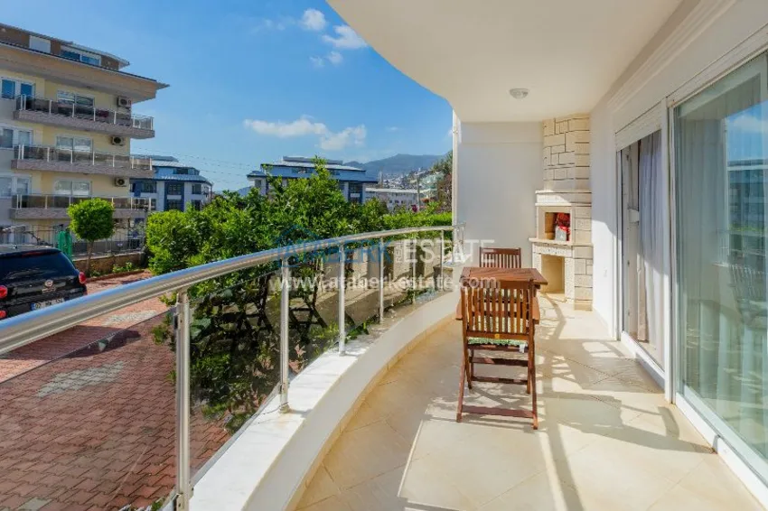 Purchase Четырехкомнатная квартира с отдельной кухней в европейском районе Оба 15 