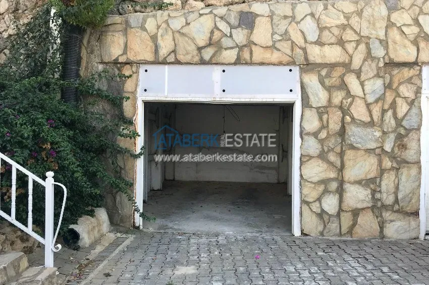 Purchase  Вилла с садом и потрясающим видом, ждет своего нового владельца! 1 