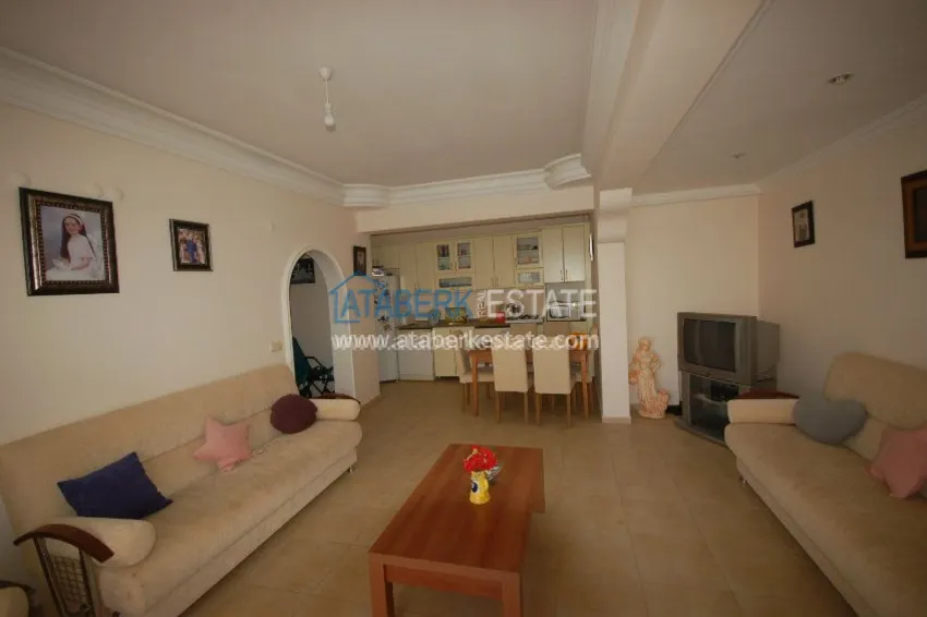 Purchase Меблированная просторная трехкомнатная квартира в комплексе с бассейном 1 