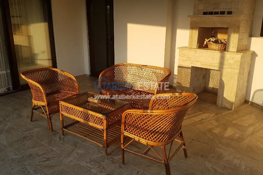 Purchase Furnished villa with land plot and equipment waiting for its owner! 6 