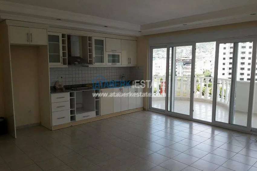 Purchase Duplex, which has an area of 200 sq. m., in Oba 7 