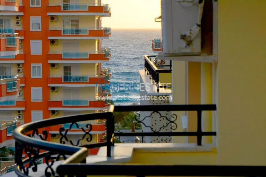 Purchase Large apartment in popular Mahmutlar 10 