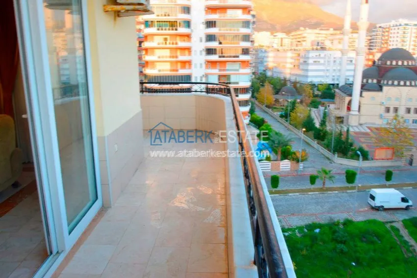 Purchase Large apartment in popular Mahmutlar 14 