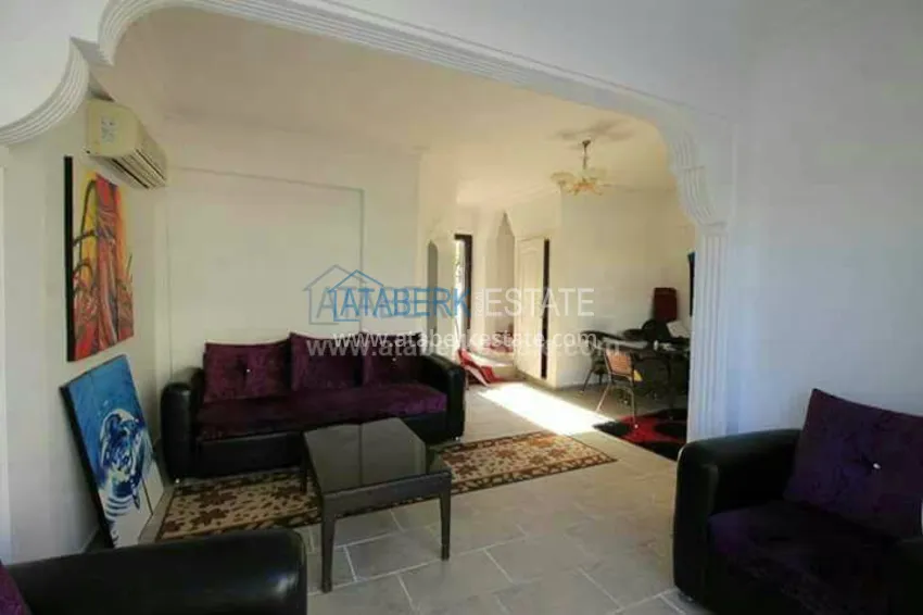 Purchase Four bedroom villa by the sea at a very low price! 10 