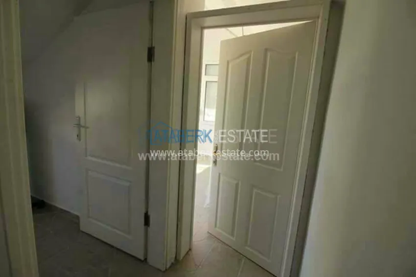 Purchase Four bedroom villa by the sea at a very low price! 11 