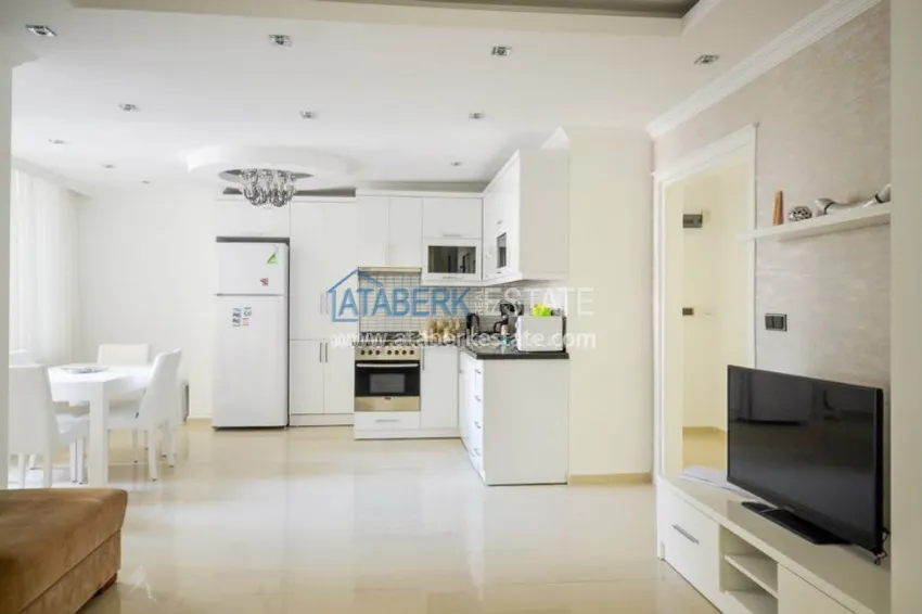 Purchase Apartment with furniture on the main street, located 100 meters from the beaches 11 