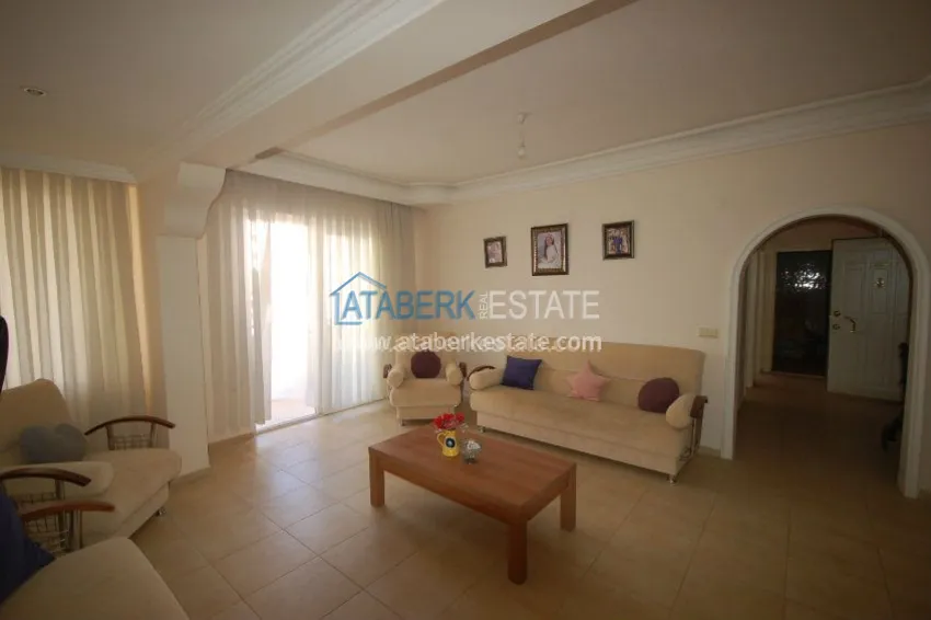 Purchase Меблированная просторная трехкомнатная квартира в комплексе с бассейном 6 