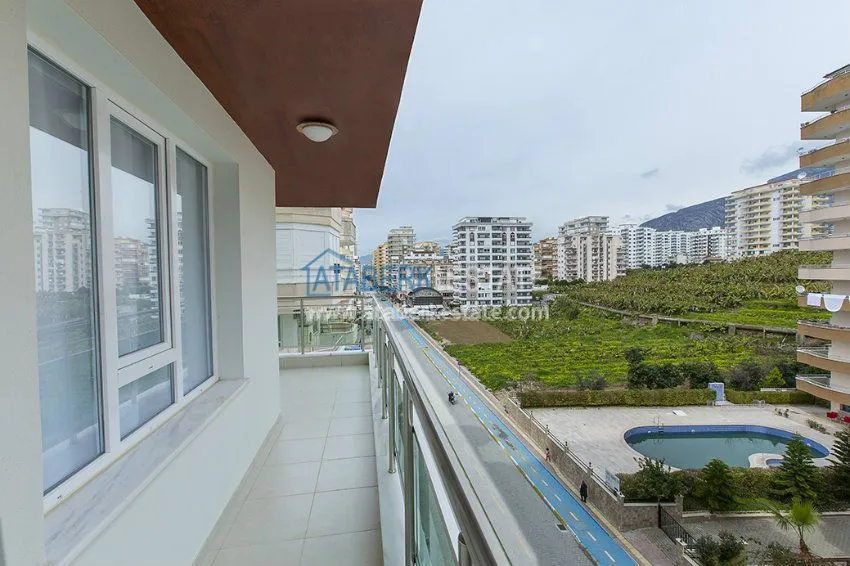 Purchase  Апартаменты с одной спальней в 400 метрах от моря. 11 