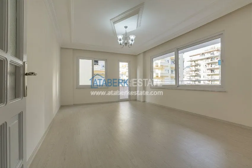 Purchase  Просторная 2+1 после ремонта в городском доме на проспекте Барбаросса 1 