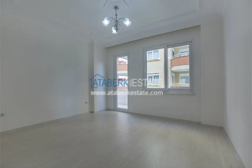 Purchase  Просторная 2+1 после ремонта в городском доме на проспекте Барбаросса 9 