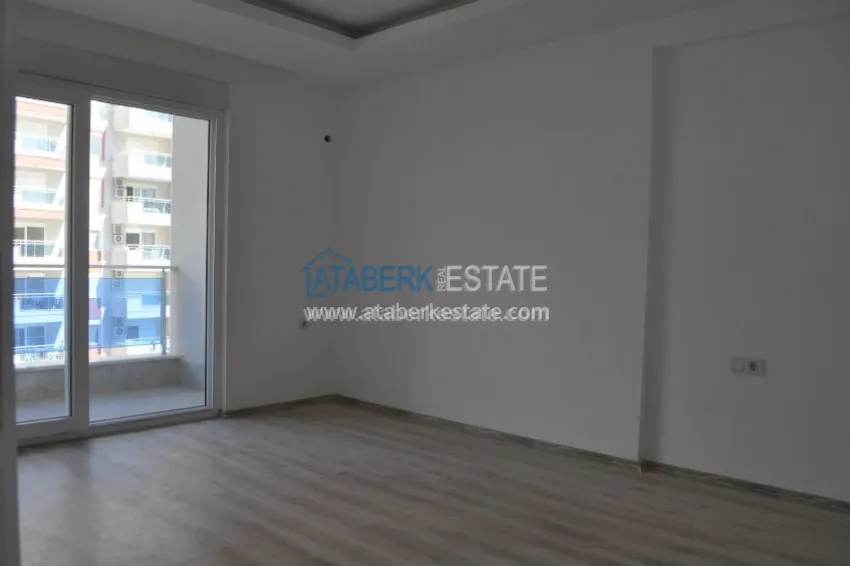 Purchase  Трехкомнатная квартира в современном комплексе Махмутлара 5 