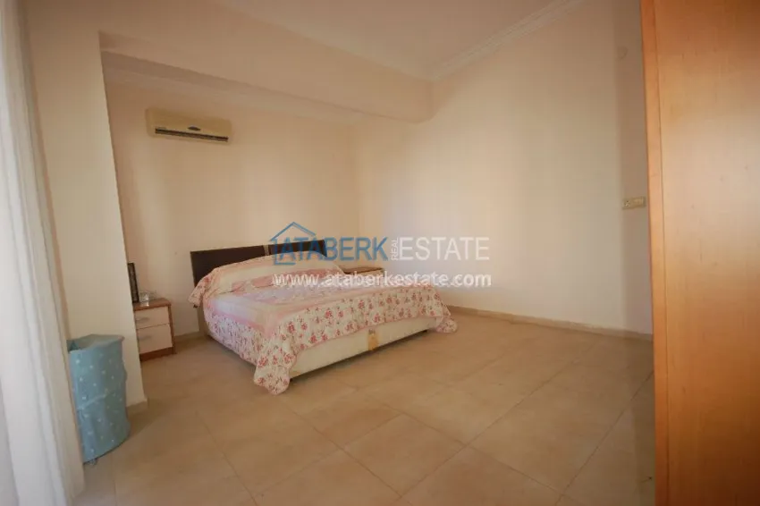 Purchase Меблированная просторная трехкомнатная квартира в комплексе с бассейном 7 