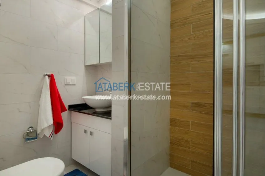 Purchase Элитные квартиры в престижном комплексе у пляжа Клеопатры в Алании 1 