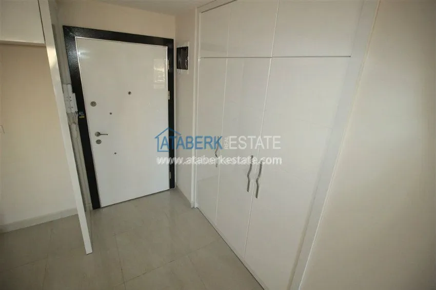 Purchase  Small, cozy apartment in a modern complex in Mahmutlar 4 