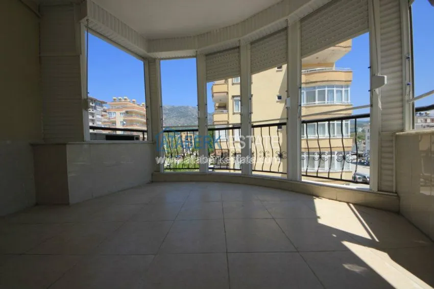 Purchase  Квартира на третьем этаже в доме с бассейном 3 