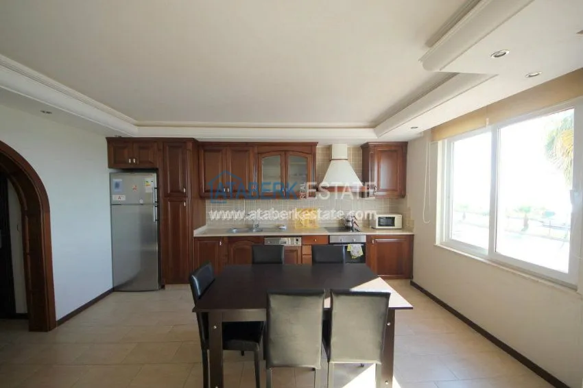 Purchase Furnished beachfront 2+1 apartment in Mahmutlar 1 