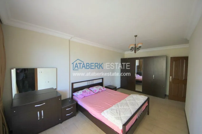 Purchase Furnished beachfront 2+1 apartment in Mahmutlar 12 