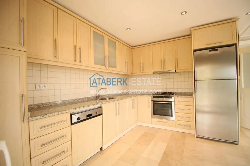 Purchase  3+1 duplex with panoramic views of Alanya 2 